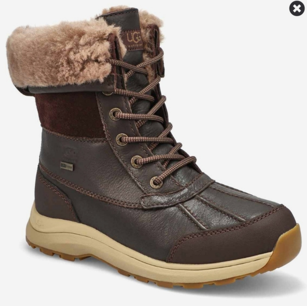 UGG Adirondack women colour stout size 7 Good pre worn condition